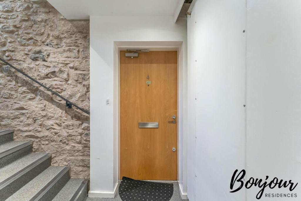 Spacious 2Br-1Ba - Grassmarket - Free Parking By Bonjour Residences Edinburgh Exterior foto